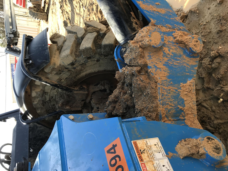 2019 Genie GTH-1056 Canopy, Solid RT Tires, LED Work Lights, Beacon 60" QA Carriage, 60" Forks