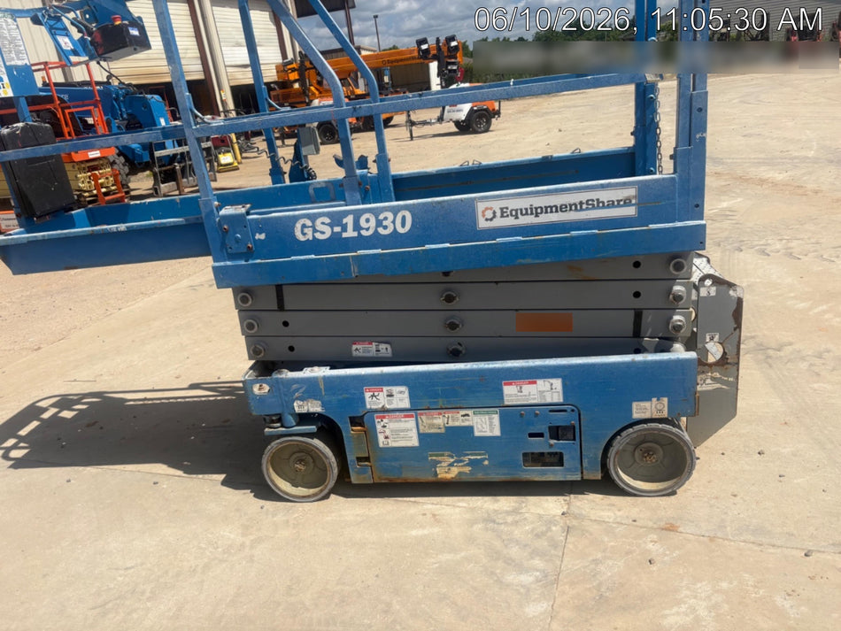 2020 Genie GS-1930 Fixed rails with chain entry gate - Pre A92.20