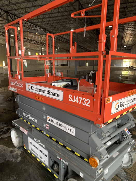 2021 SKYJACK SJ4732