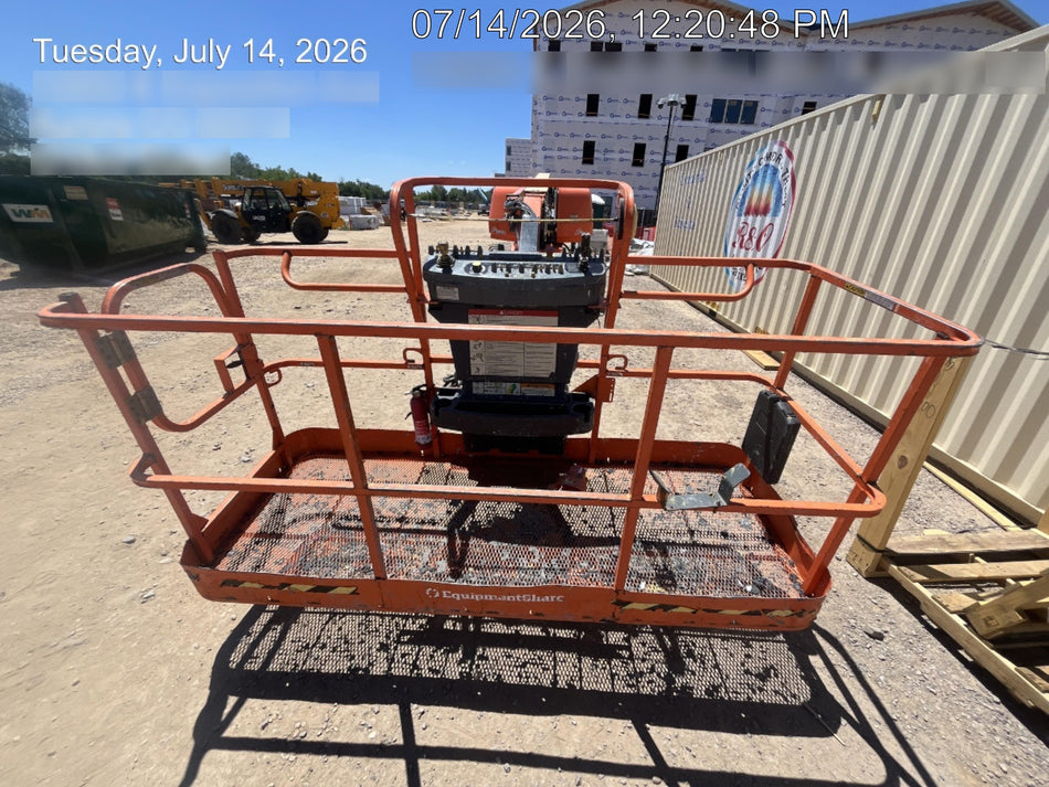 2022 JLG 660SJ