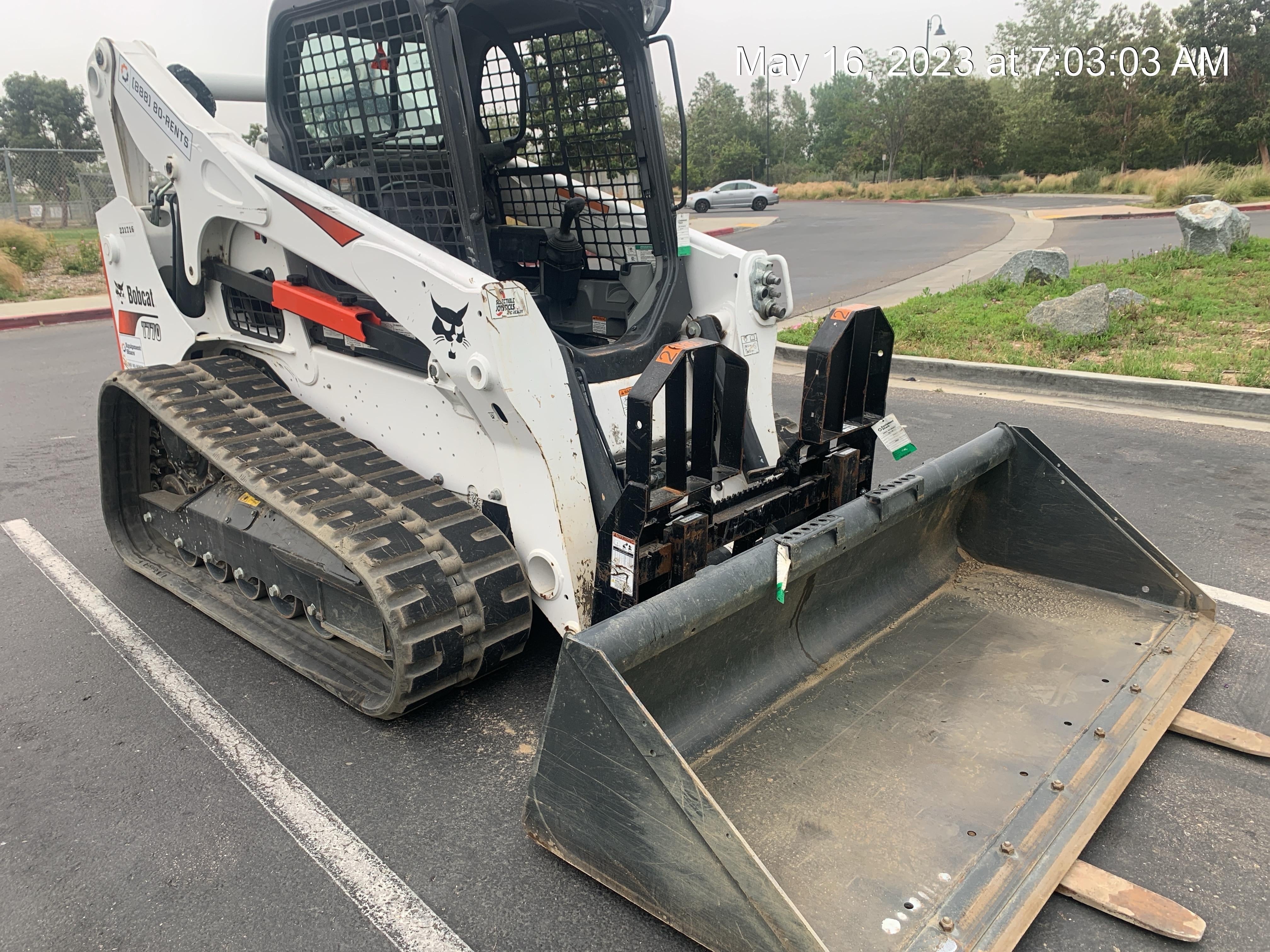 2022 TAKEUCHI 48" Pallet Forks - Takeuchi