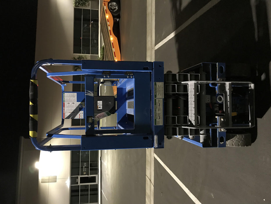 2019 Genie GS-1930 Half Height Swing Gate, 800W Inverter