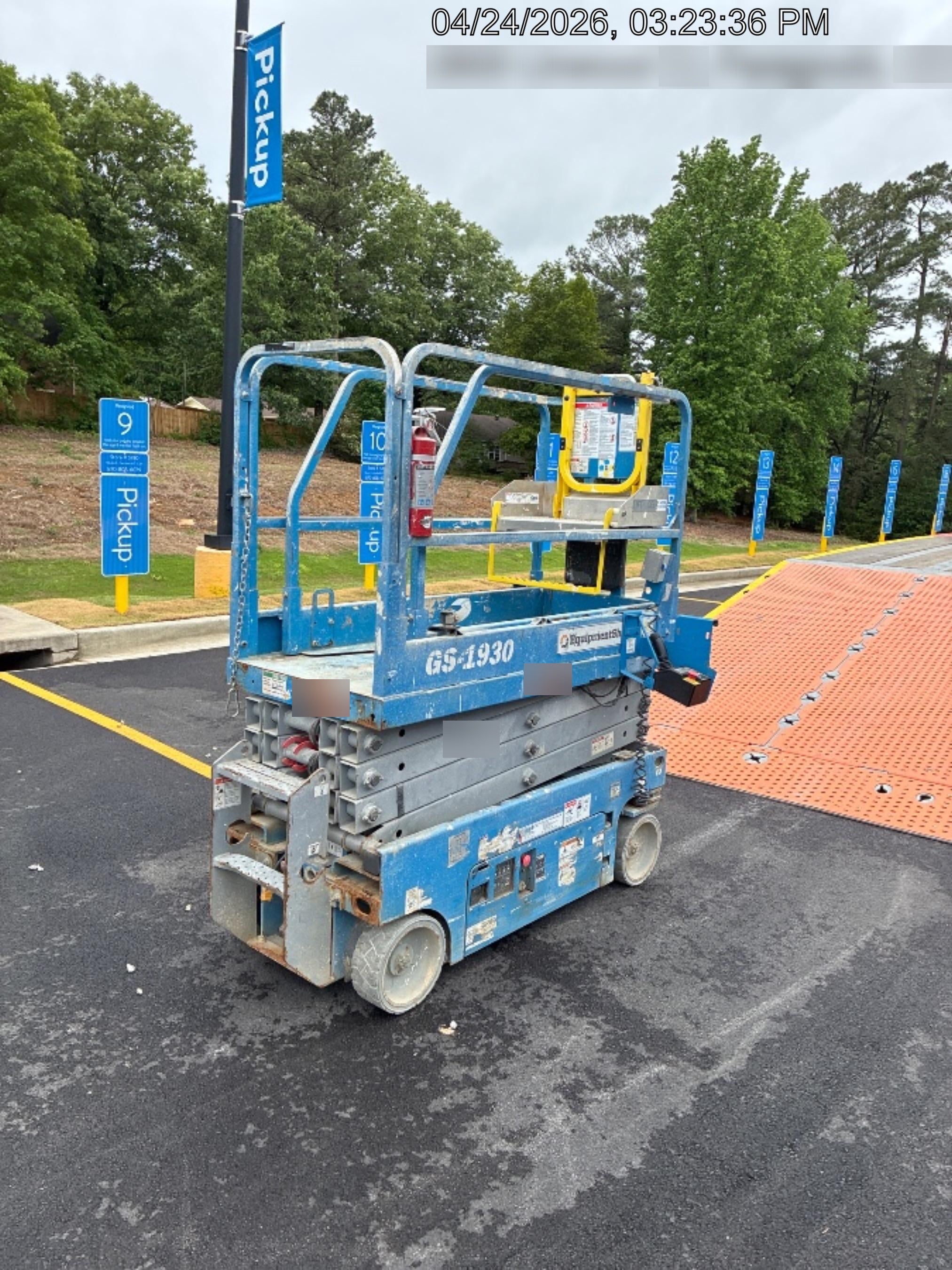 2019 Genie GS-1930 Fixed rails with chain Entry