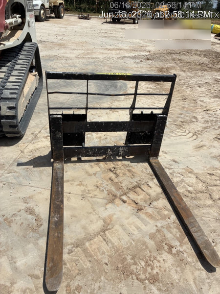 2025 ARROW MATERIAL HANDLING 48" Pallet Forks - Arrow