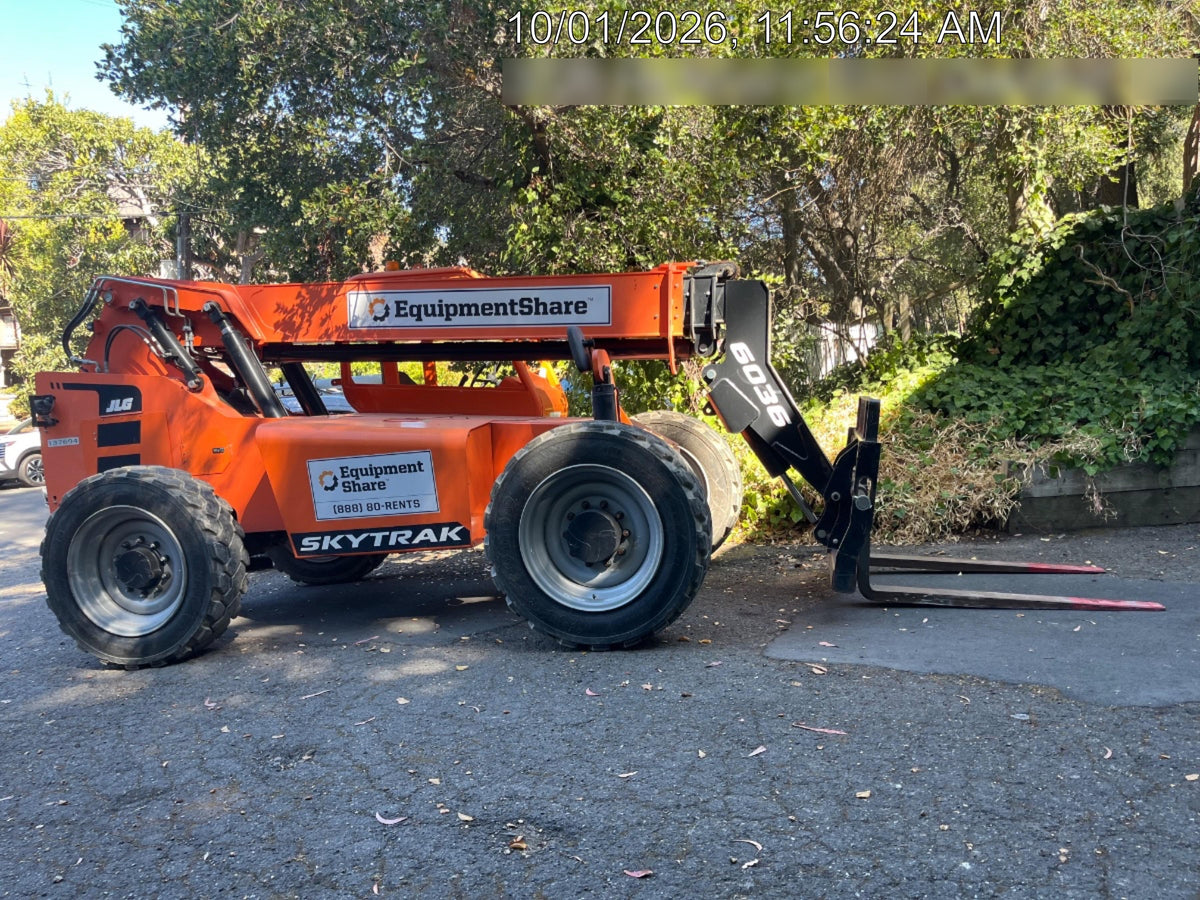 2021 JLG 6036