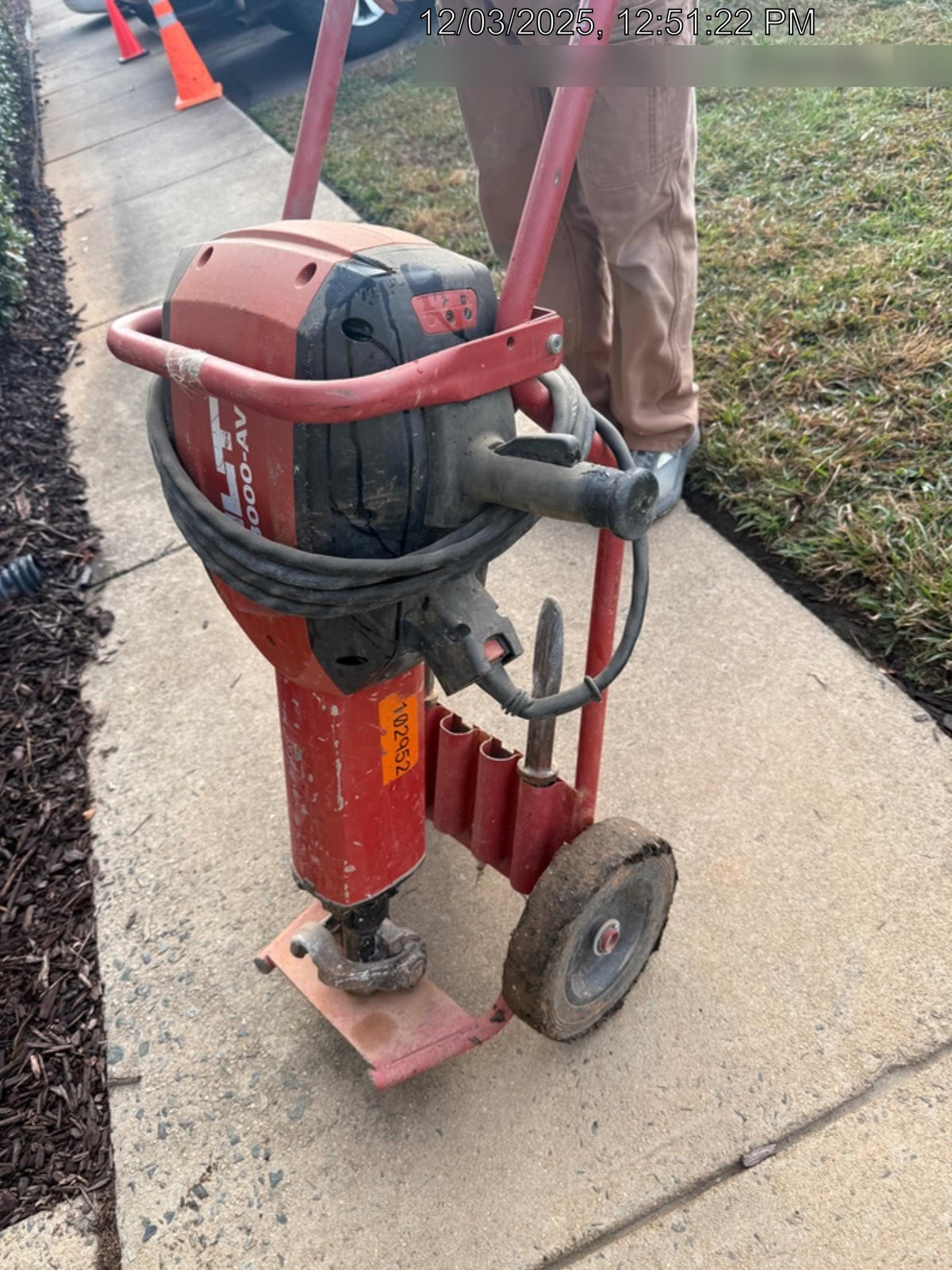 2020 HILTI TE 3000-AVR
