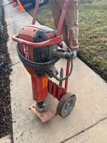2020 HILTI TE 3000-AVR