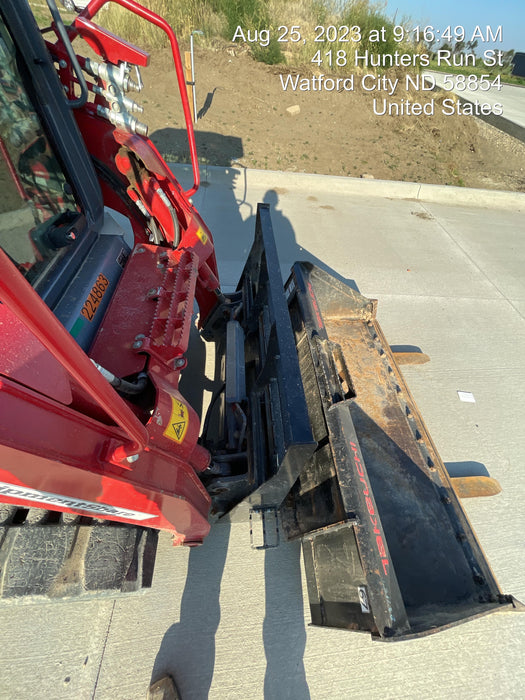 2022 ARROW MATERIAL HANDLING 48" Pallet Forks - Arrow