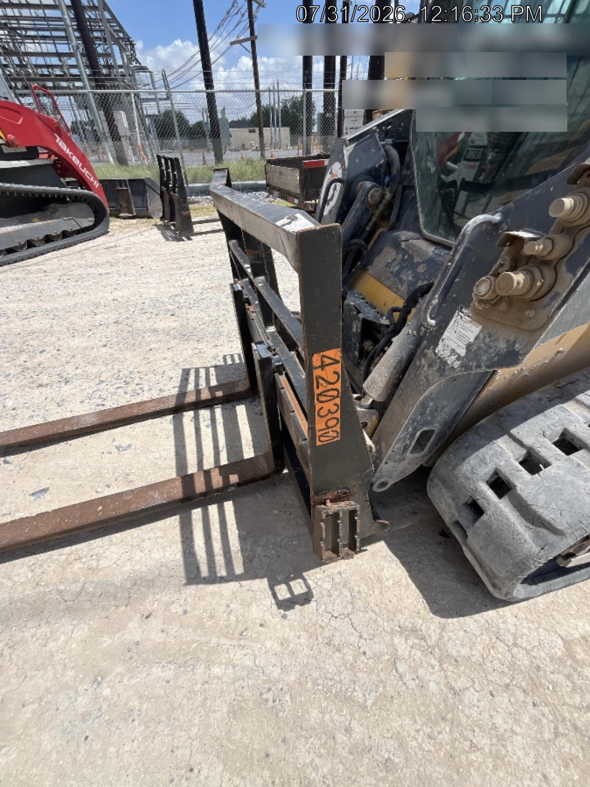 2024 ARROW MATERIAL HANDLING F5100CB
