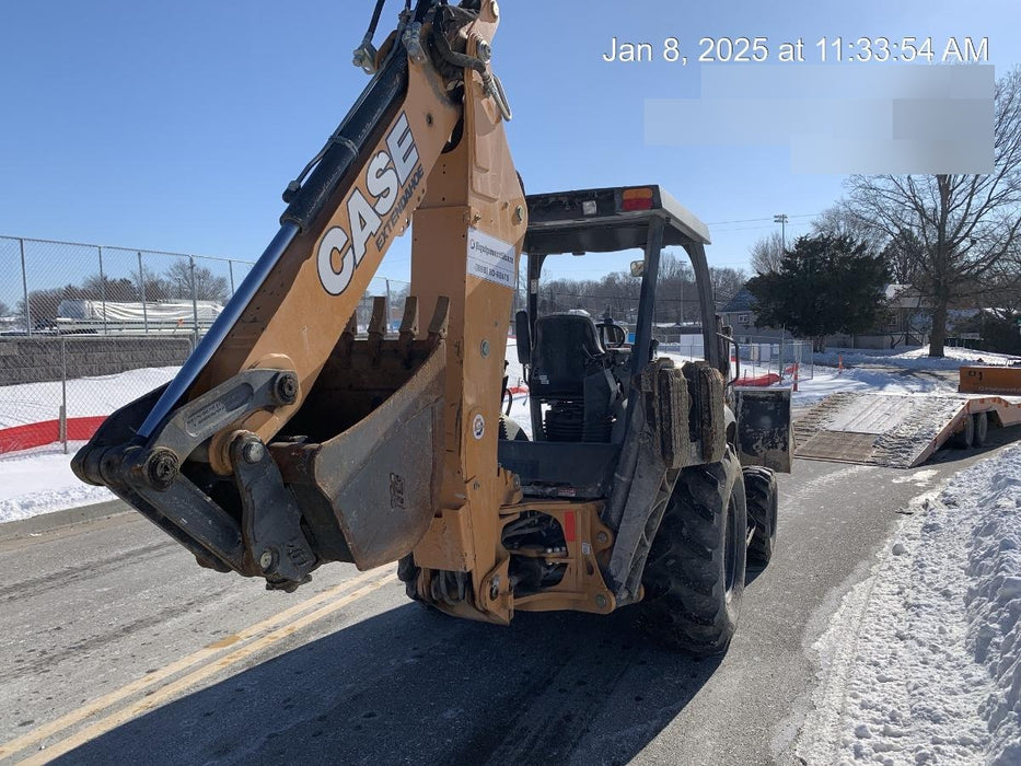 2022 CASE 580N EP - Extendable Backhoe