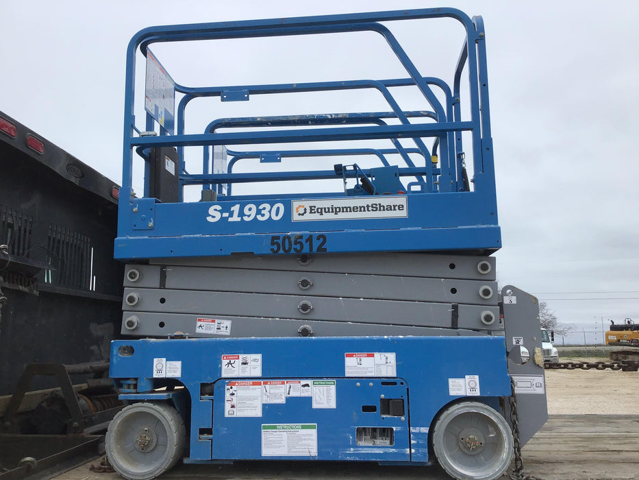 2019 Genie GS-1930 Fixed Rails with Chain Entry