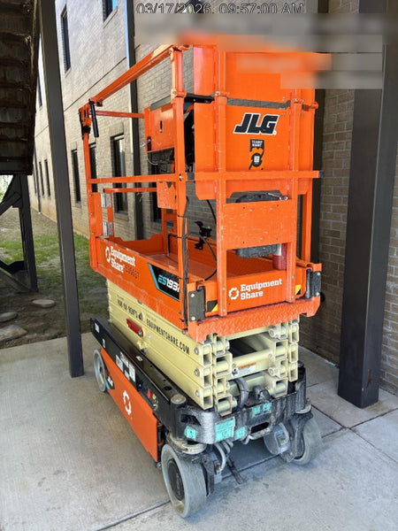 2025 JLG ES1932