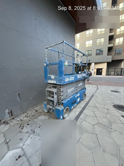 2017 Genie GS-3232 Genie GS3232 Scissor Lift