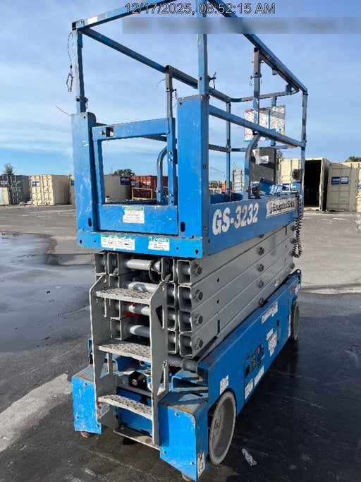 2020 Genie GS-3232 Standard, Folding half height swing gate