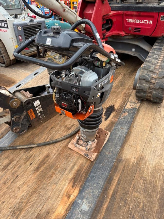 2024 HUSQVARNA LT6005