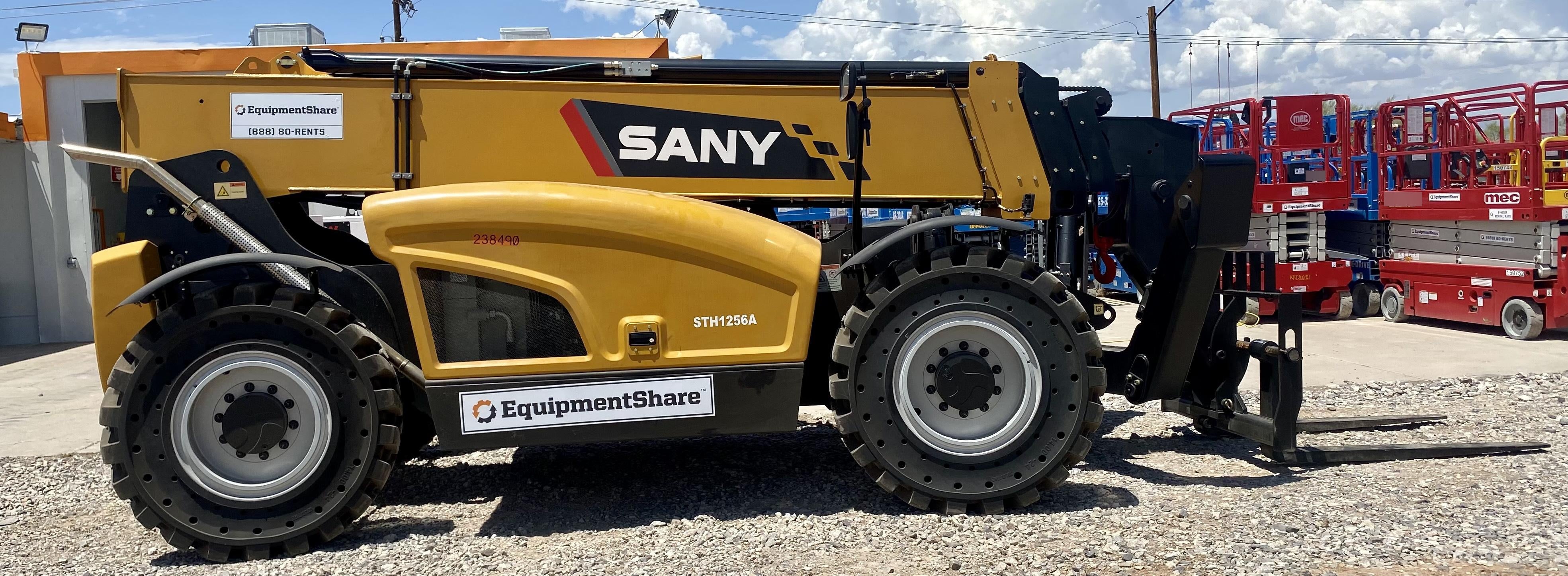 2022 SANY STH1256