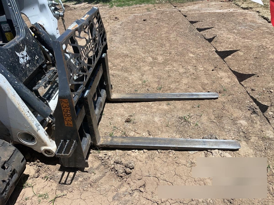 2022 PALADIN 48" Pallet Forks - Paladin