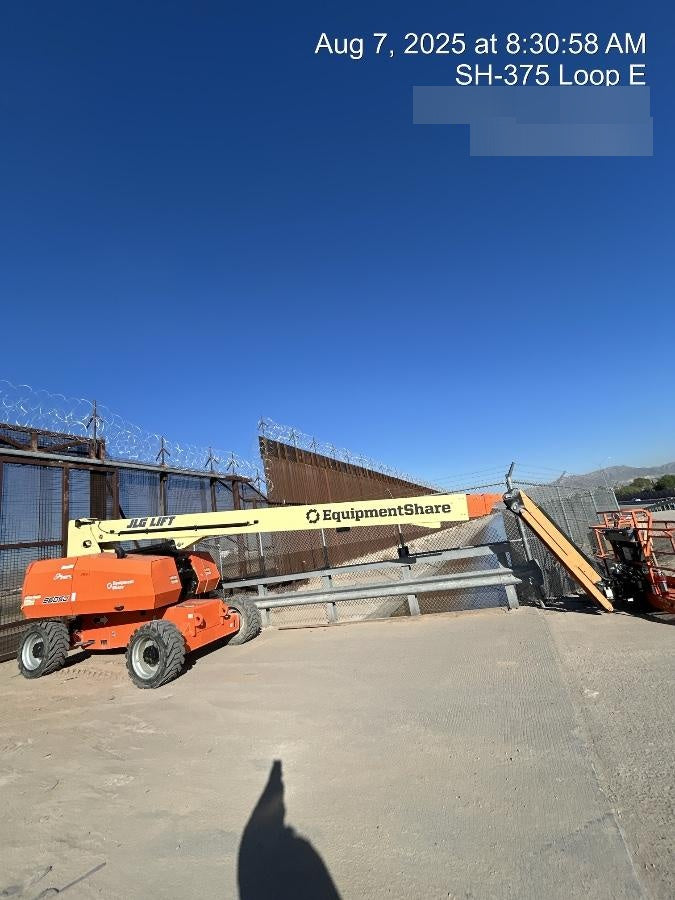 2023 JLG 860SJ