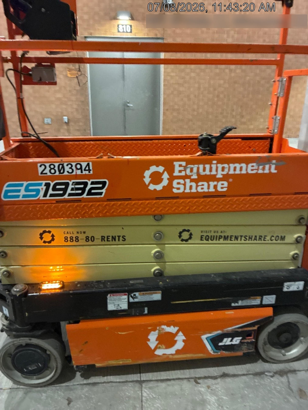 2022 JLG ES1932