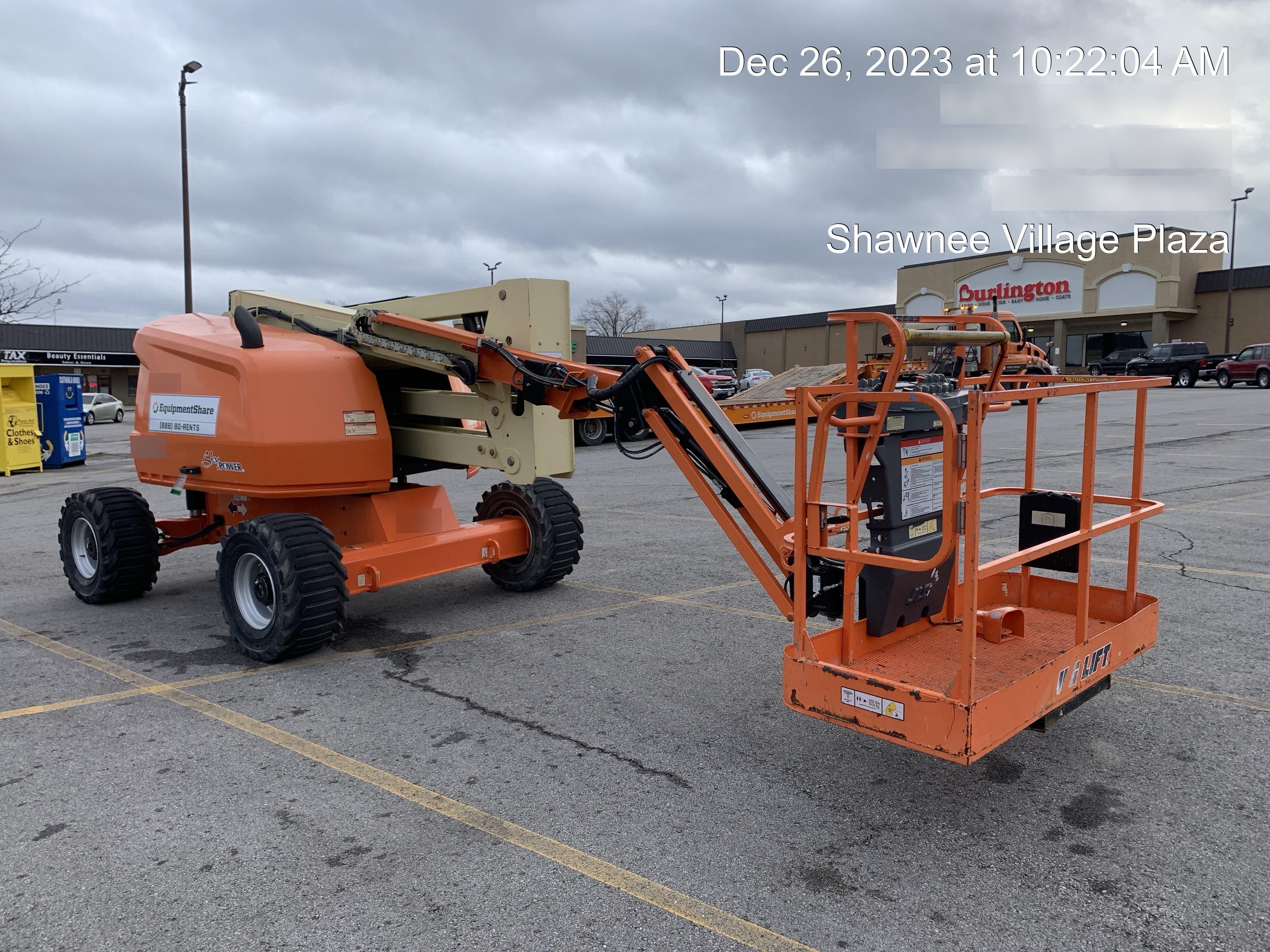 2019 JLG 450AJ