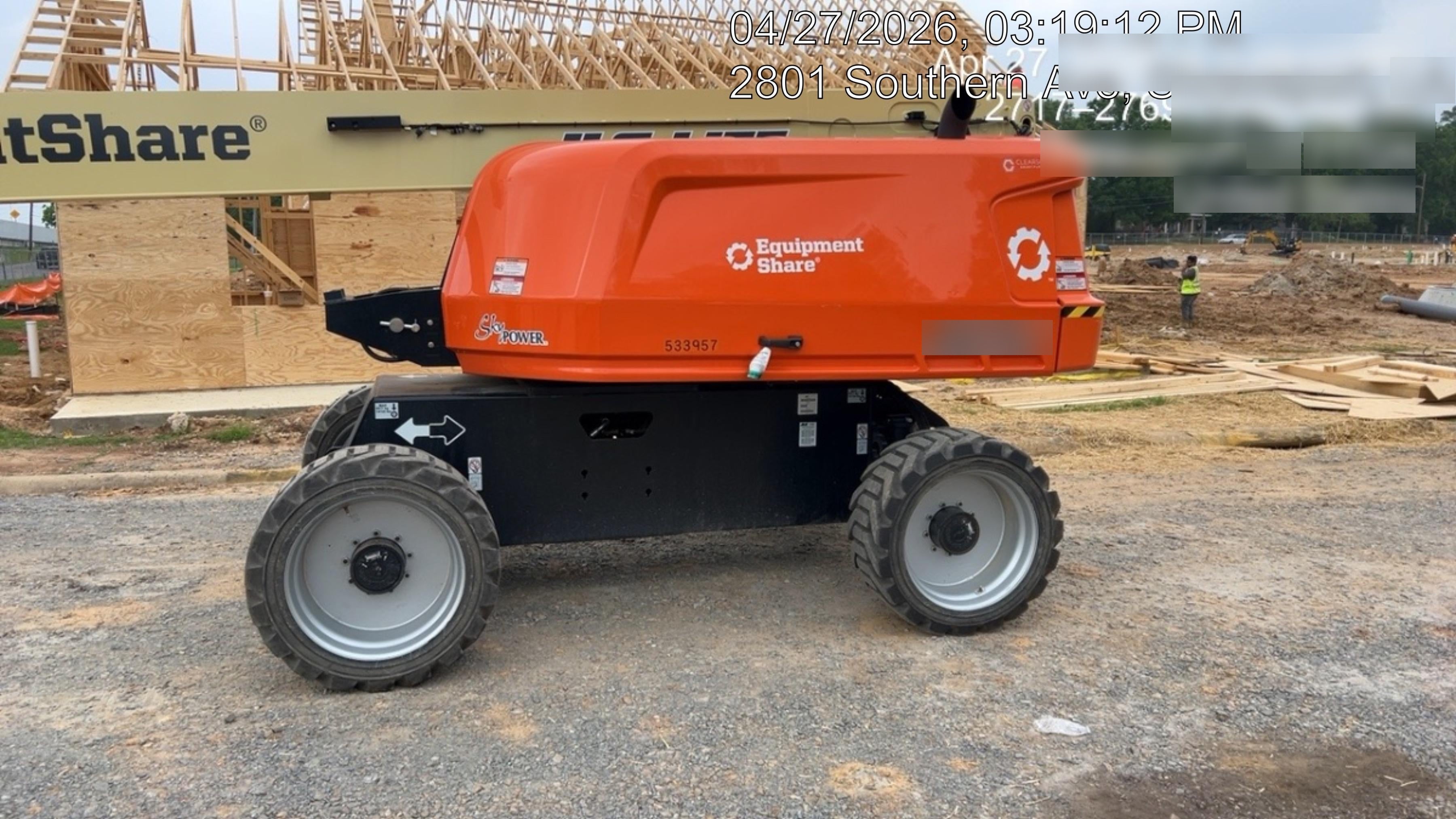 2025 JLG 660SJ