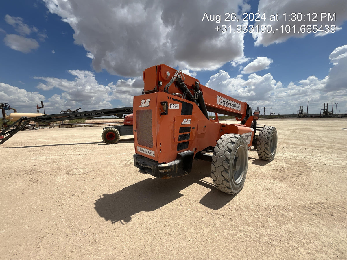 2021 SKYTRAK 8042