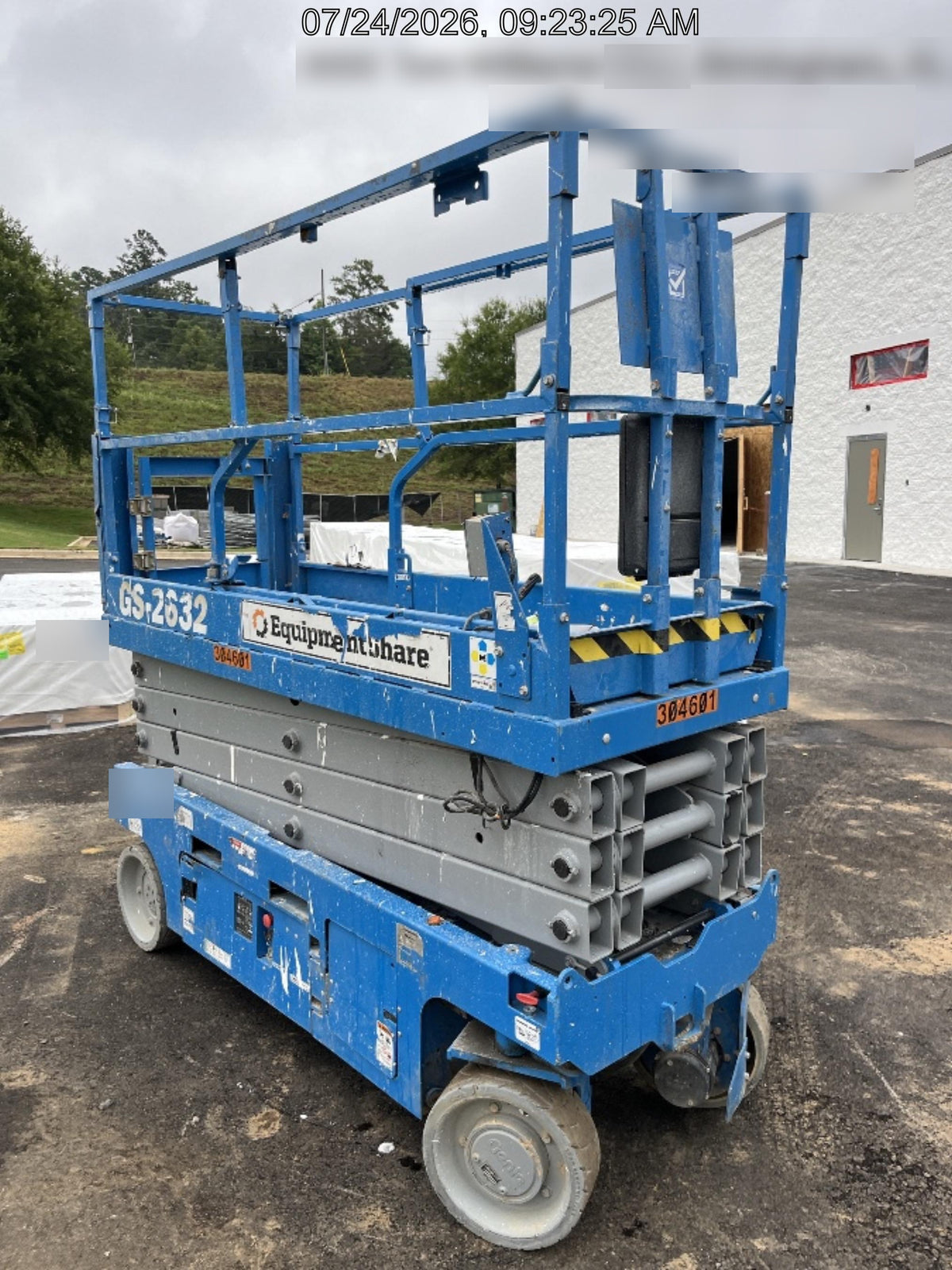 2023 GENIE GS-2632