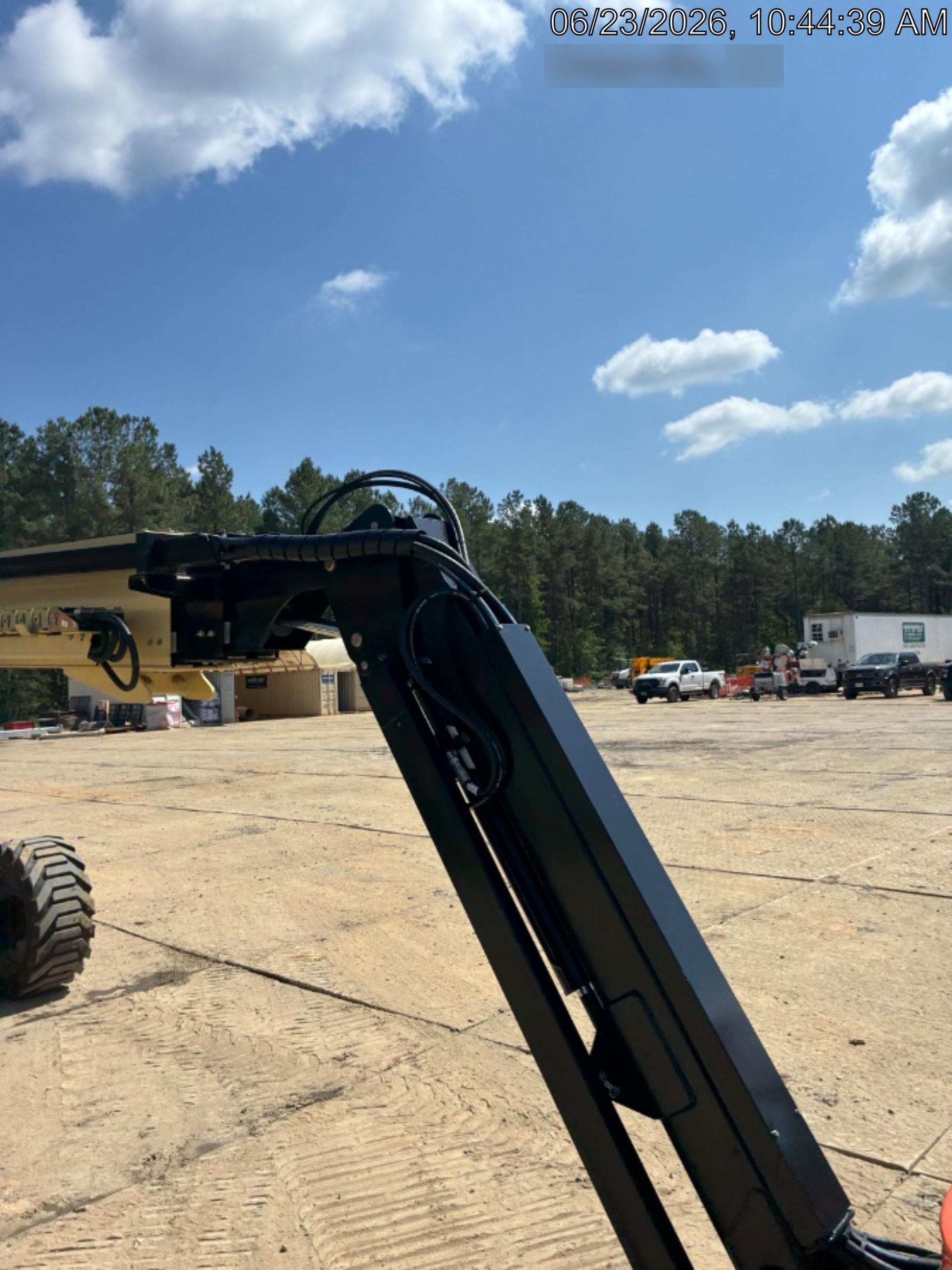 2025 JLG 660SJ