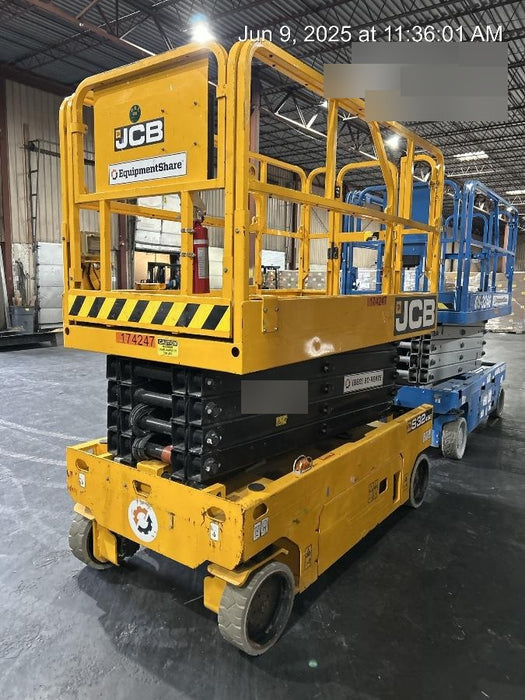 2021 JCB S3246E