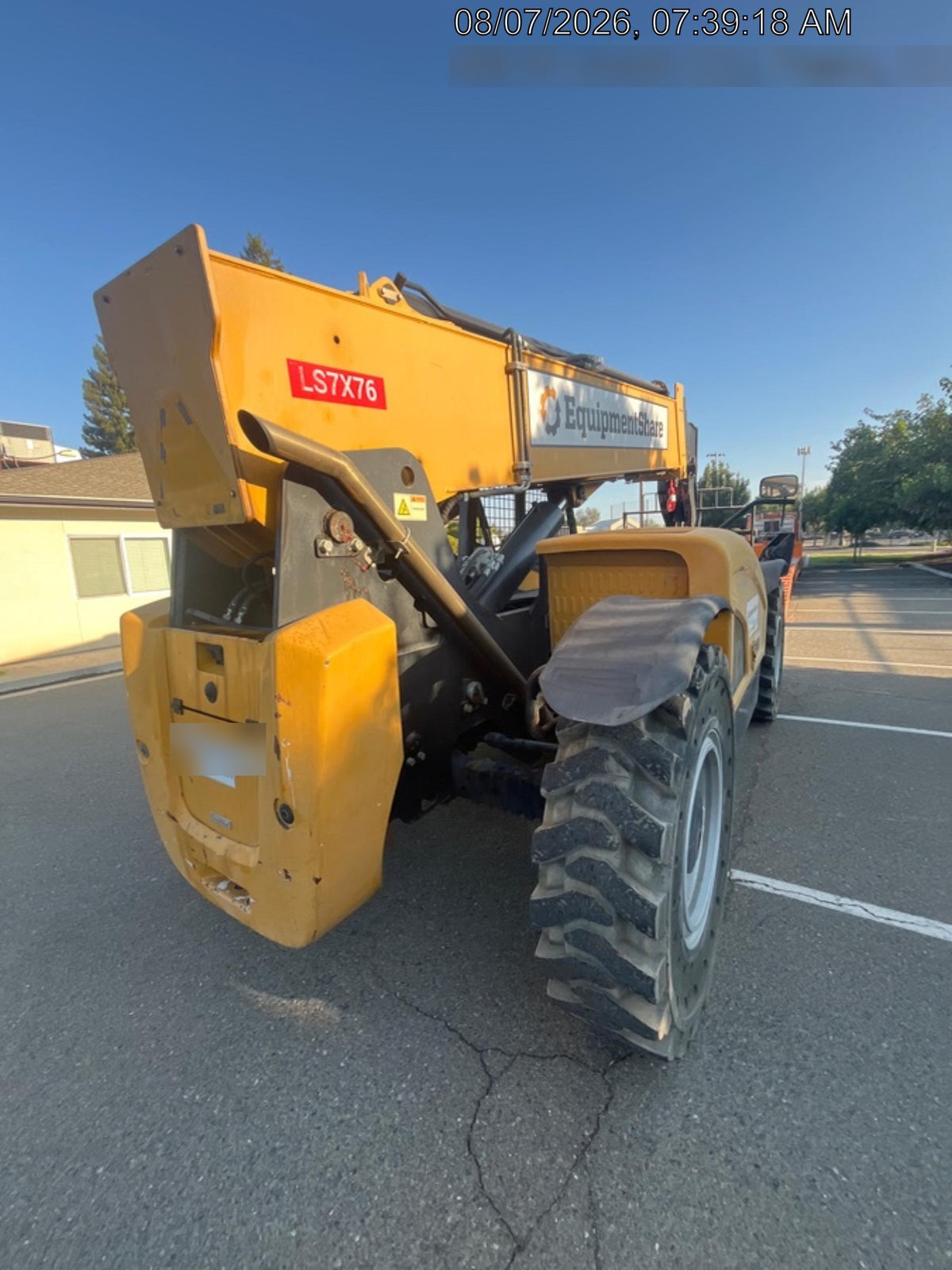 2022 SANY STH1056