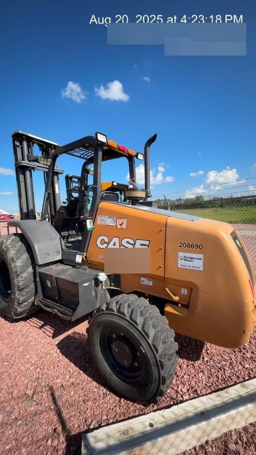 2022 CASE 588H