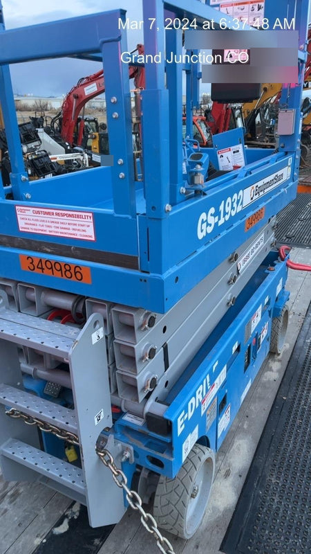 2023 GENIE GS-1932