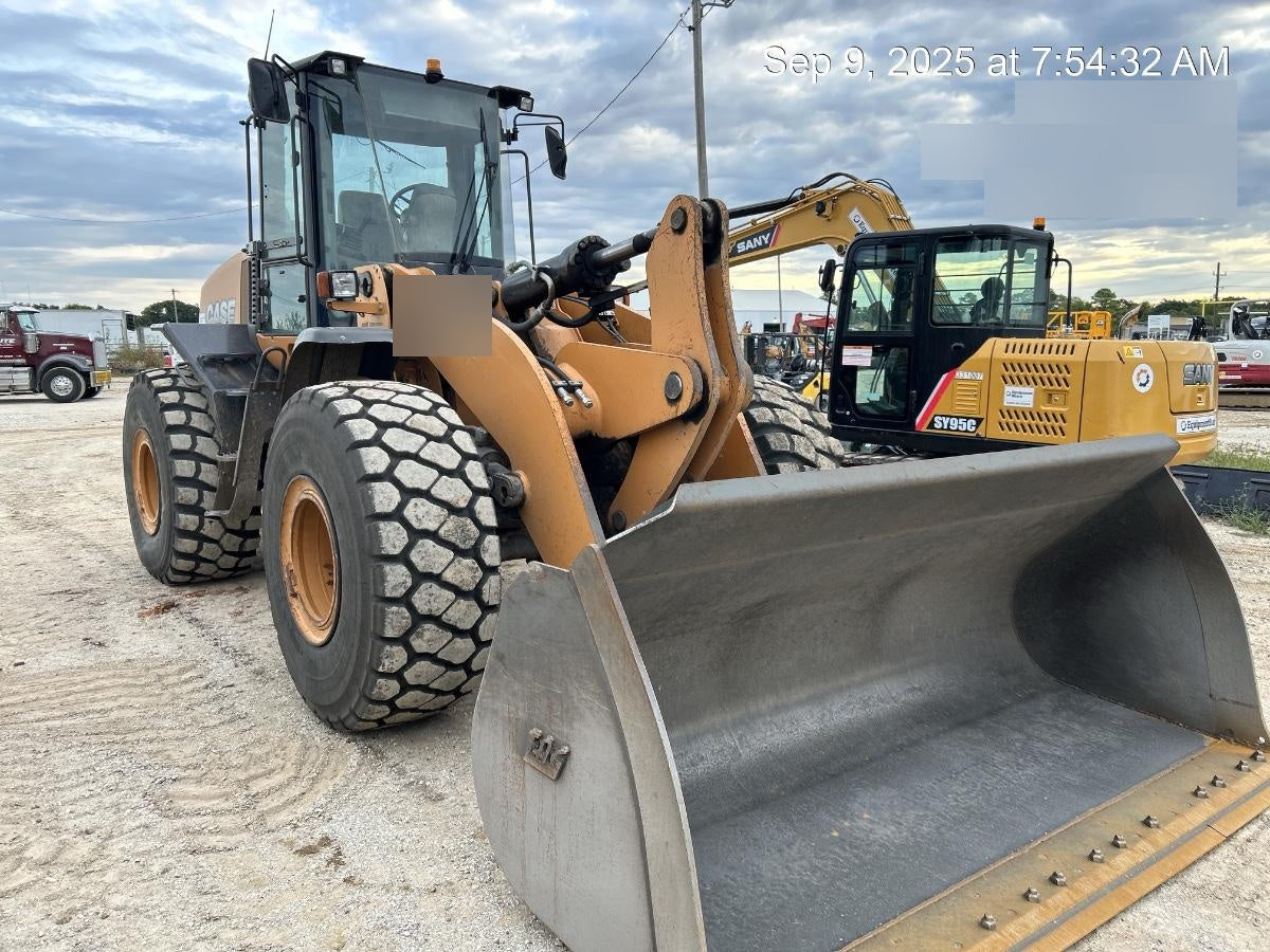 2015 CASE 821F
