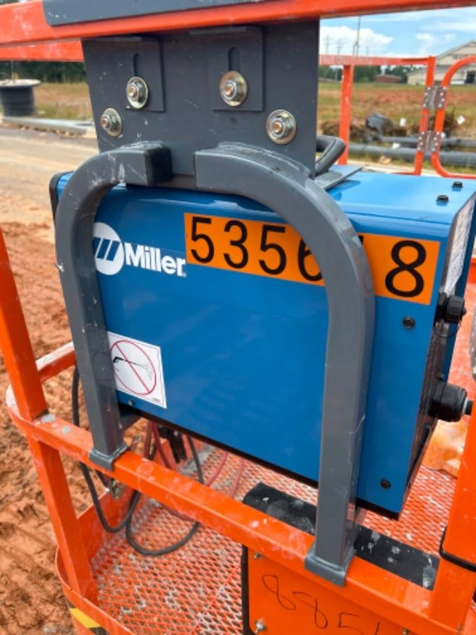 2025 MILLER ELECTRIC CST-282