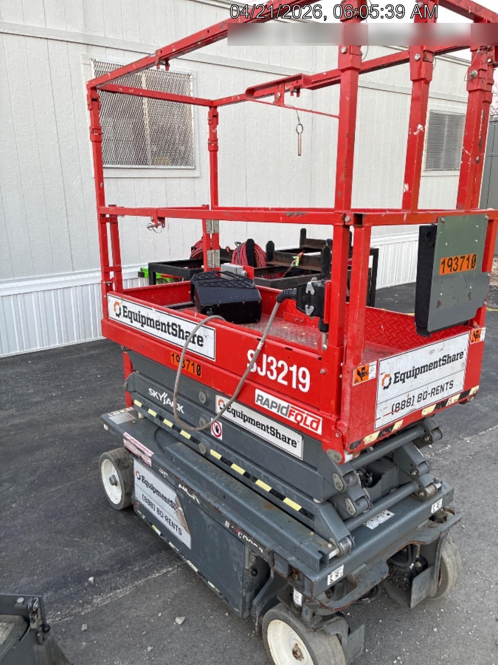 2021 SKYJACK SJ3219
