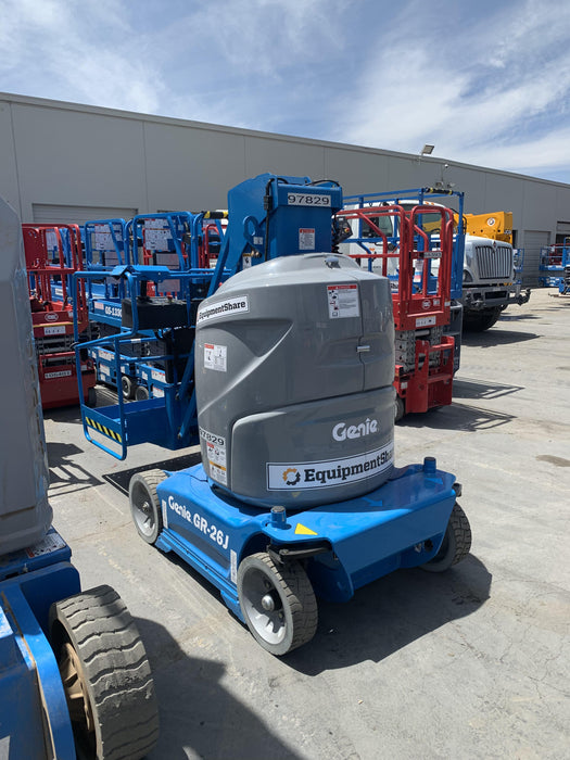 2020 GENIE GR-26J