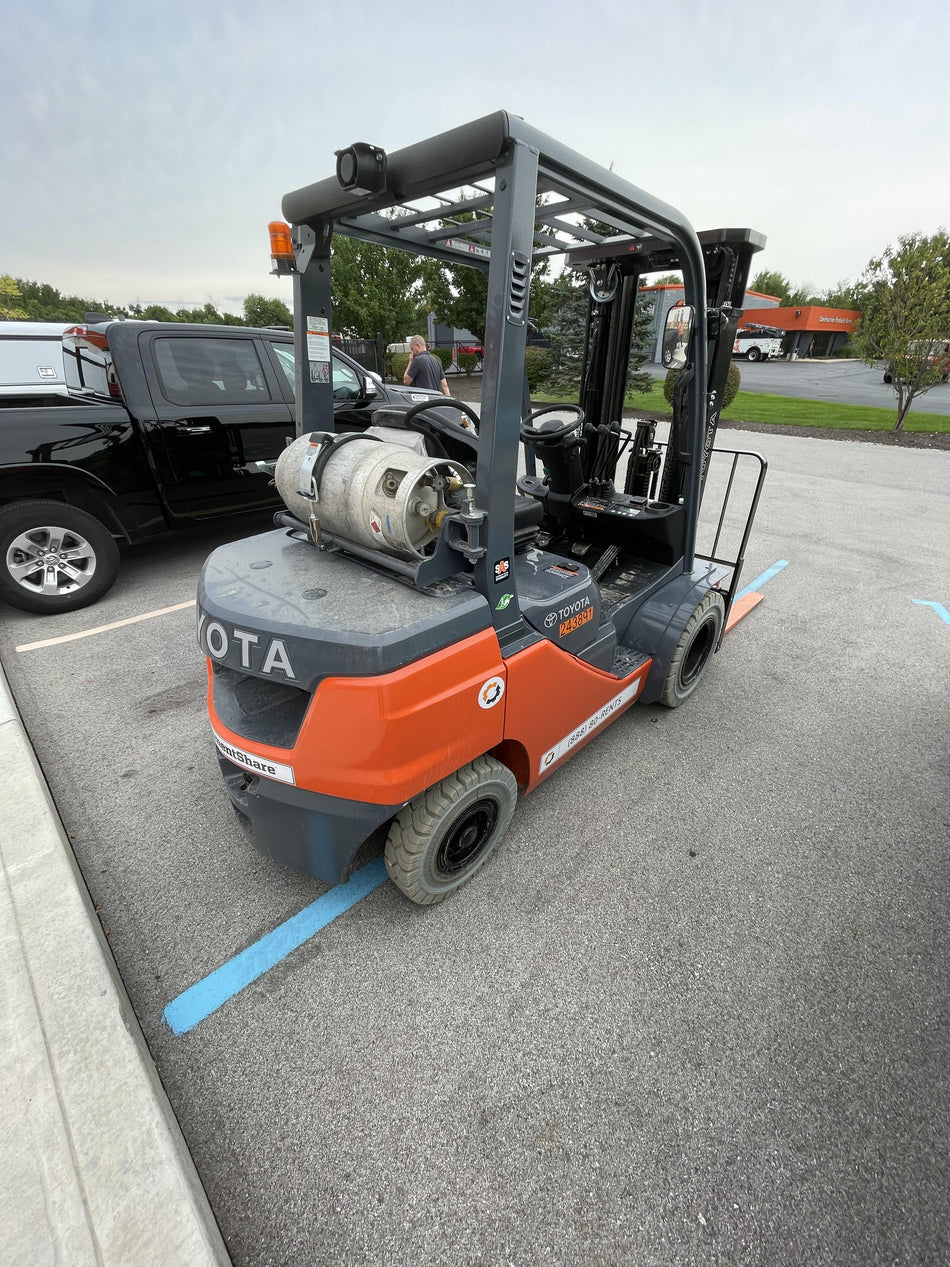 2022 TOYOTA 50-8FGU25