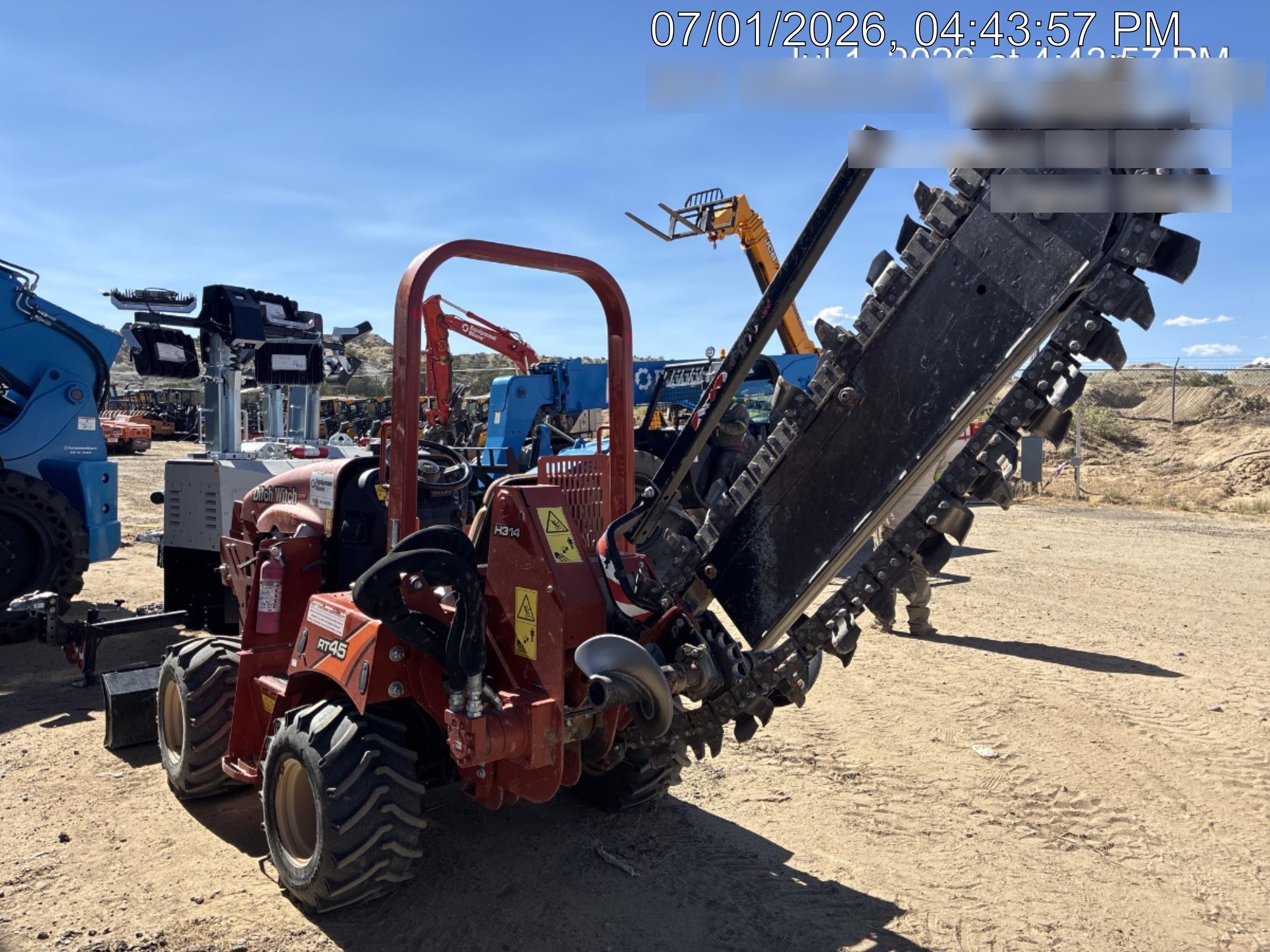 2023 DITCH WITCH RT45A
