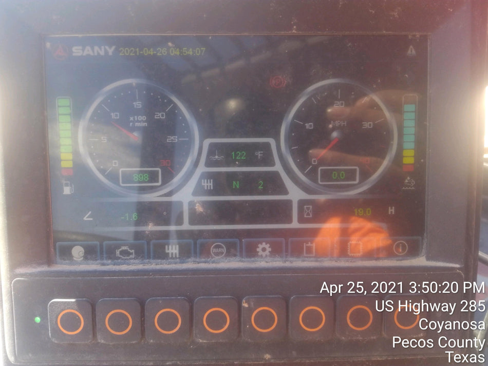 2021 SANY STH1256