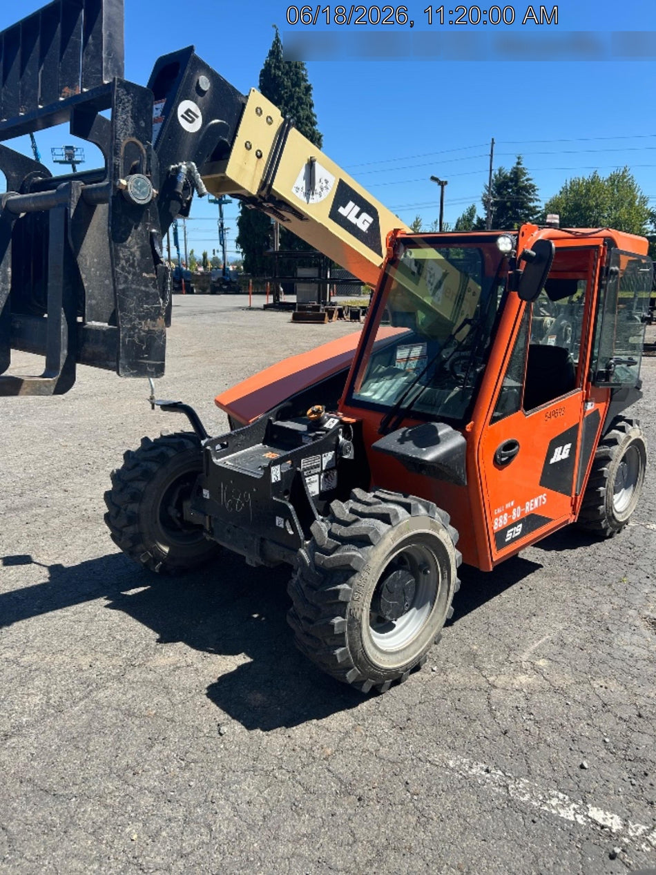 2025 JLG 519