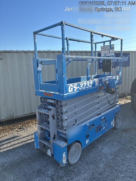 2022 GENIE GS-3232