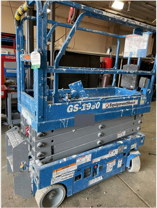 2019 Genie GS-1930 Half Height Swing Gate, 800W Inverter