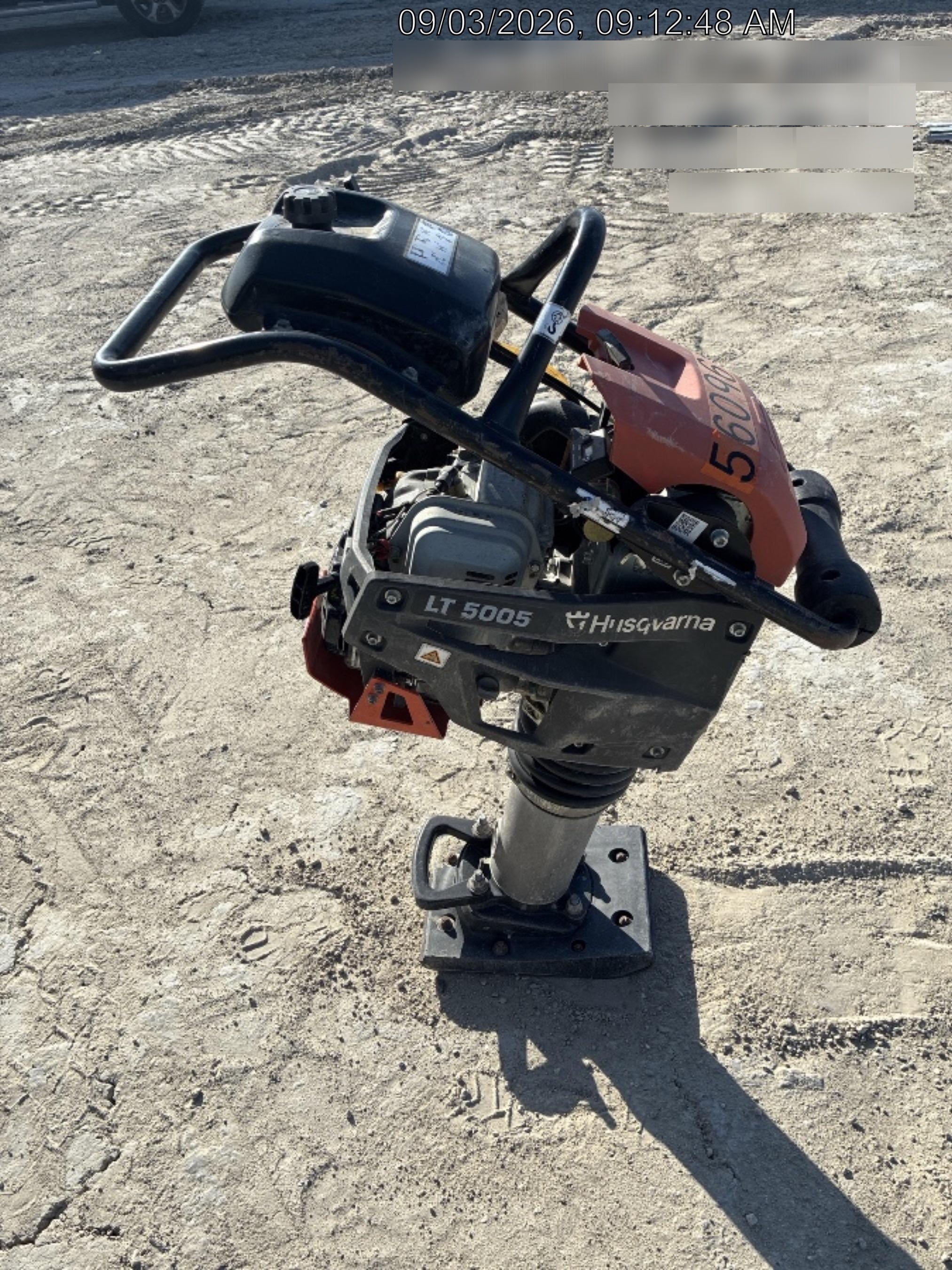 2025 HUSQVARNA LT5005