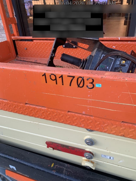 2021 JLG ES1932