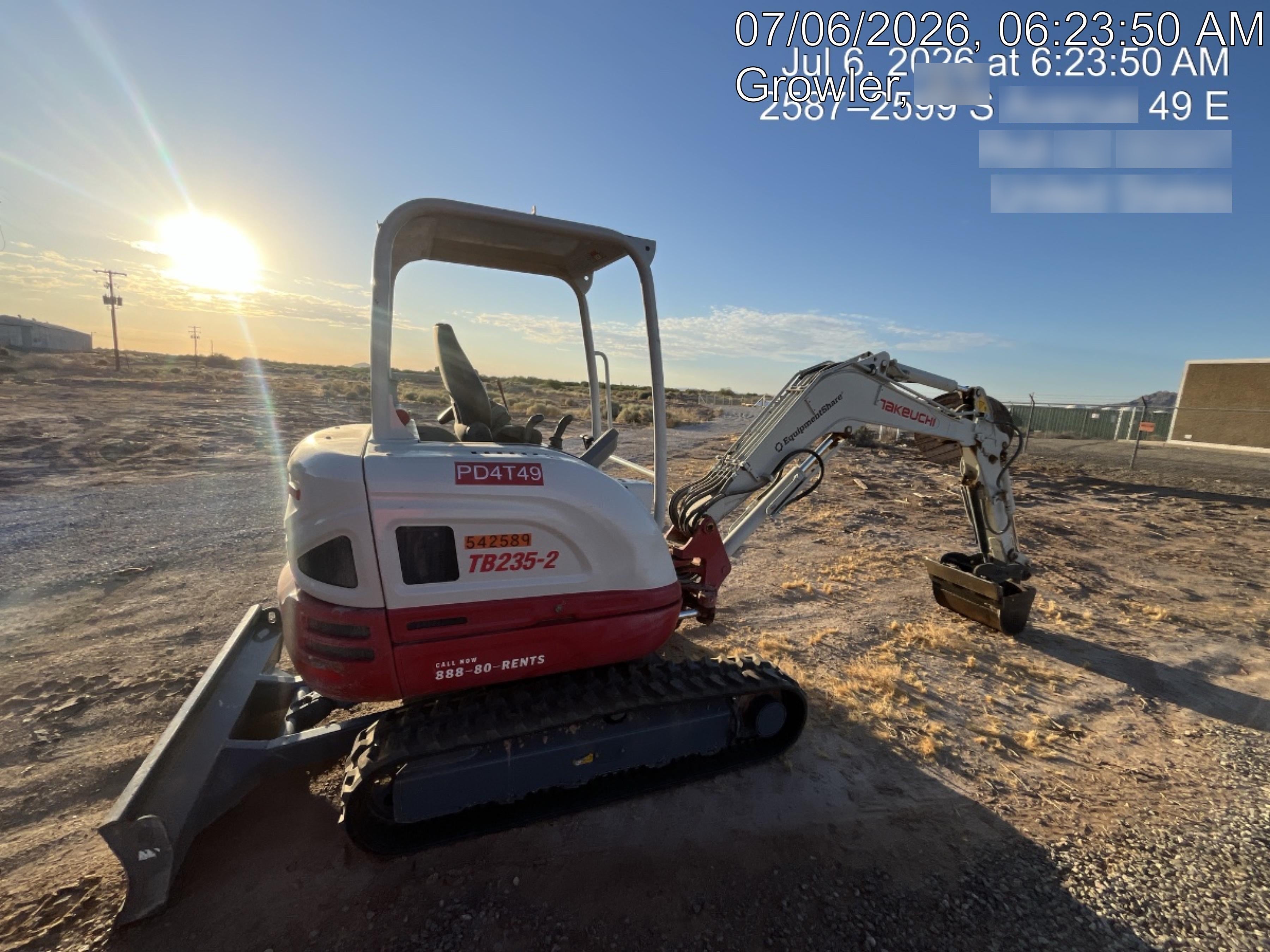 2025 TAKEUCHI TB235-2R