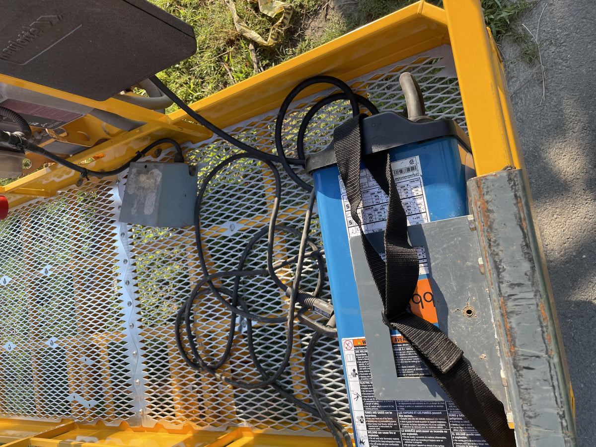 2022 MILLER ELECTRIC Maxstar 210 DX