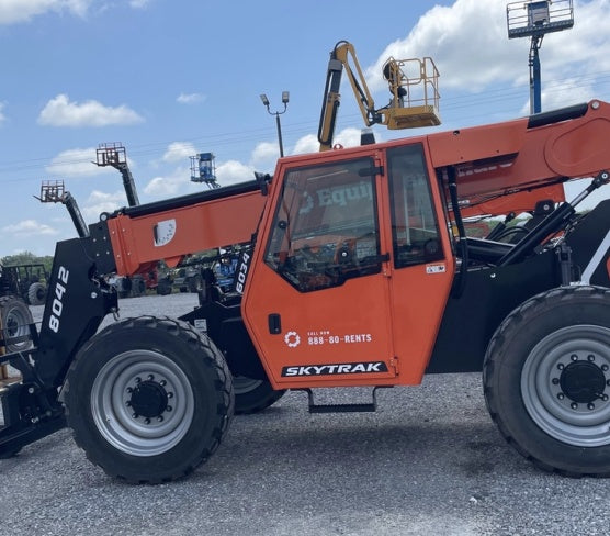 2024 SKYTRAK 8042