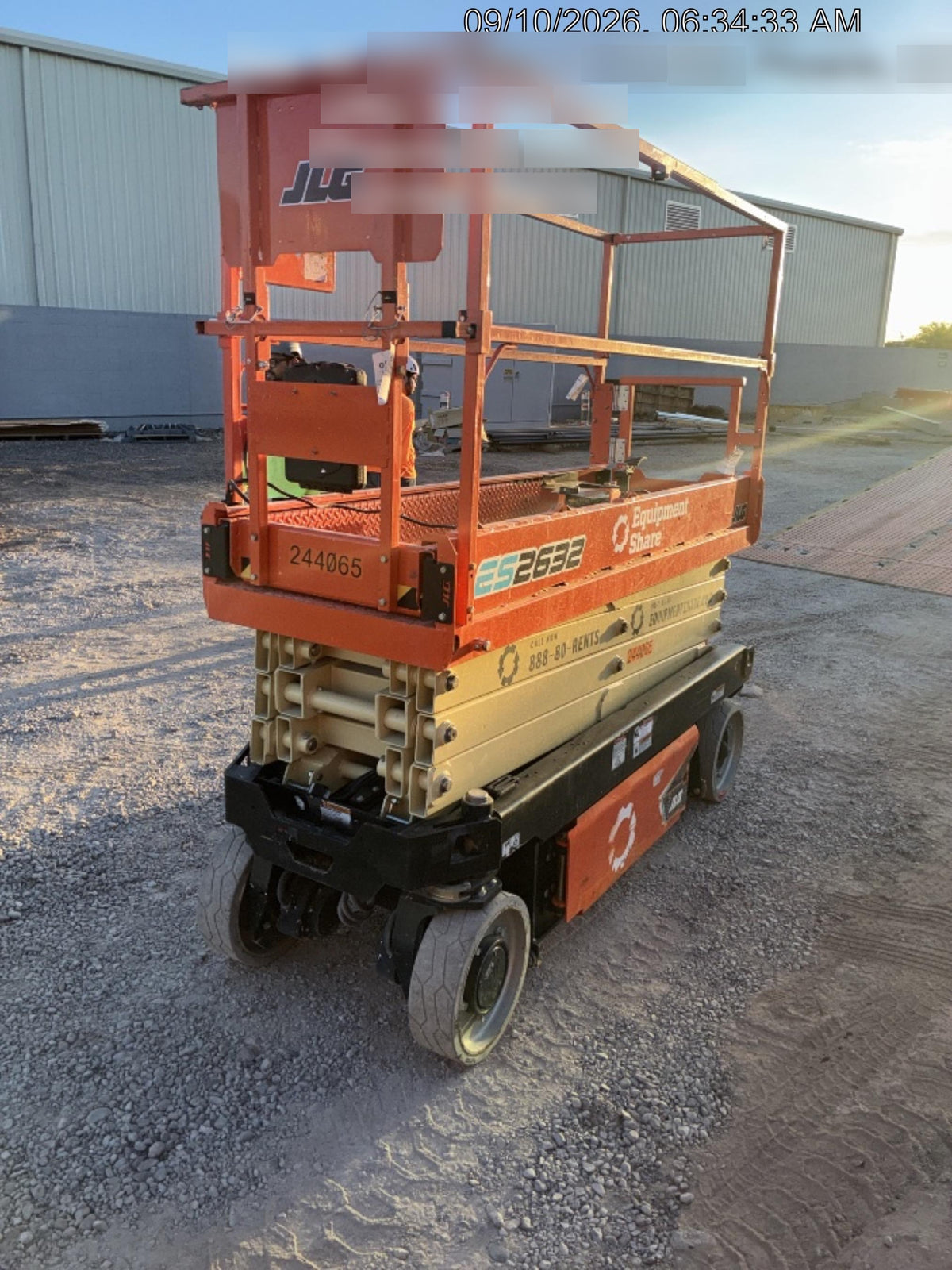 2022 JLG ES2632