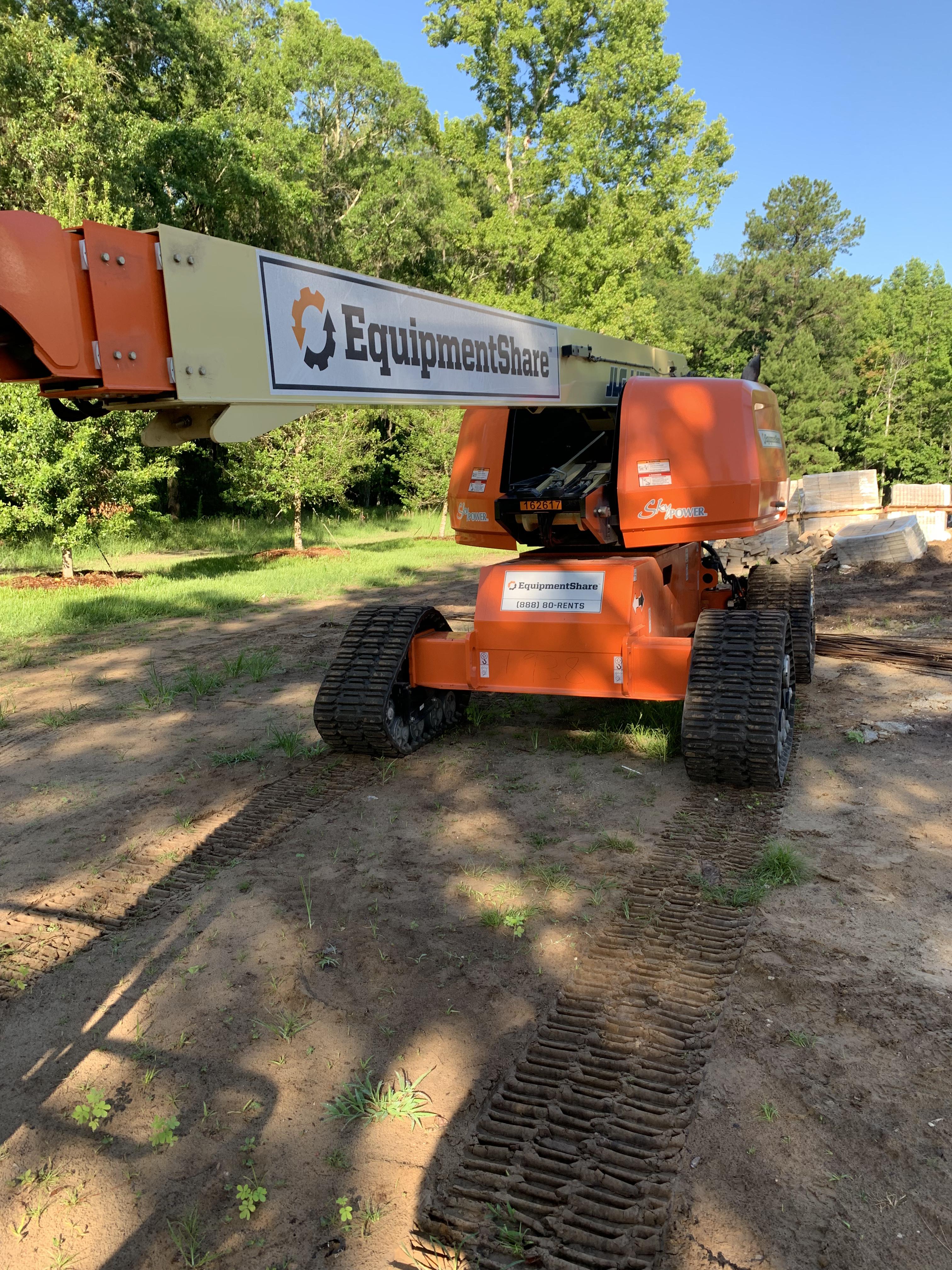 2021 JLG 660SJ Quad Track