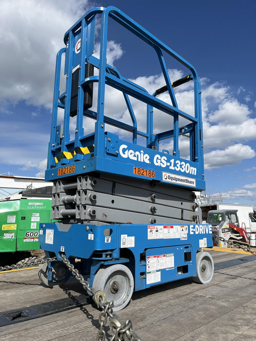 2021 GENIE GS-1330m